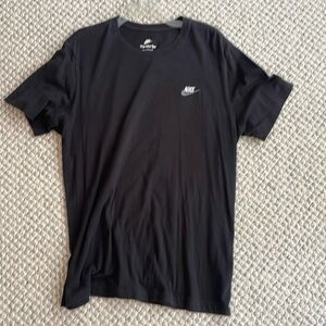 Men’s Nike T Shirt